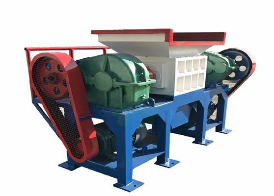 중국 장비 높은 산출을 재생하는 산업 슈레더 기계 플라스틱 협력 업체